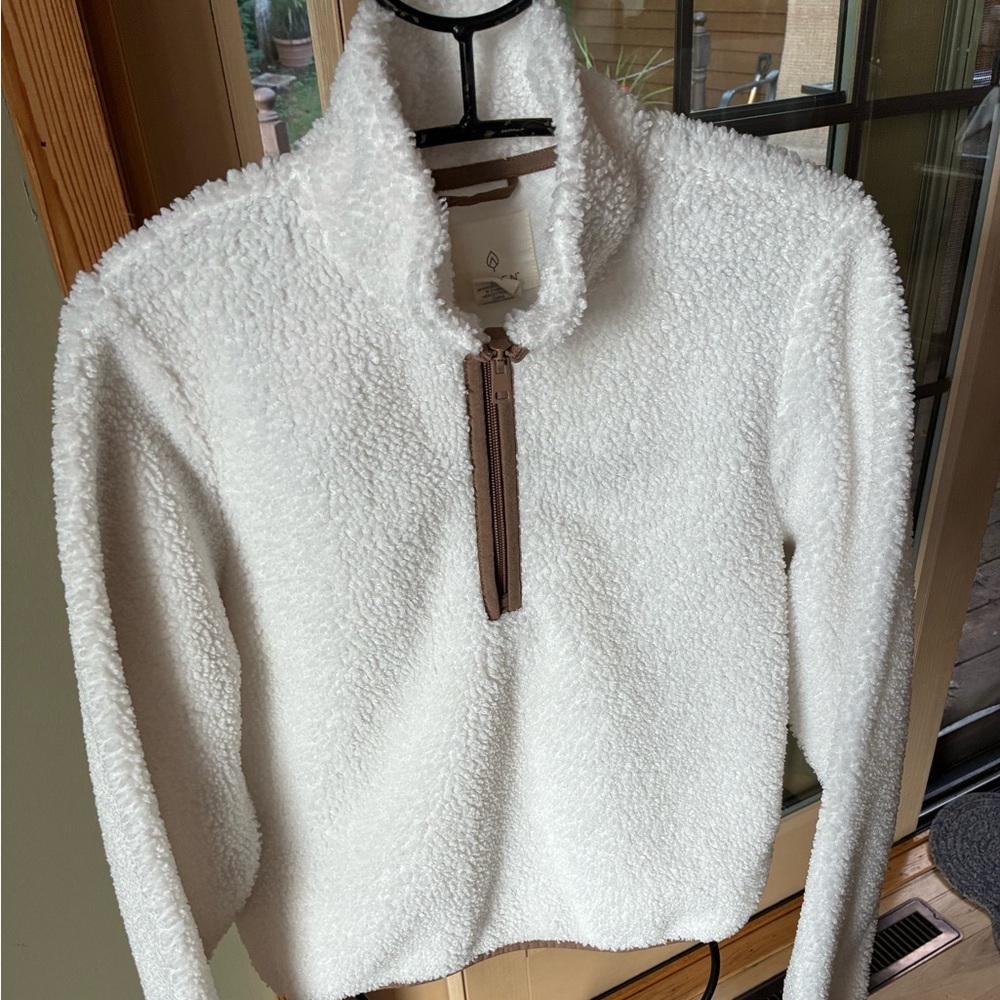 Aspen Cream/Winter White Sherpa Pullover 1/4 Zip Sz. S Jacket w Pockets